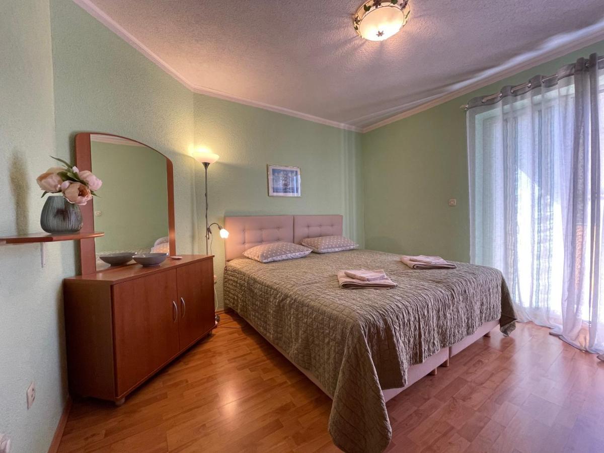 Apartments Vitalia Premantura Buitenkant foto