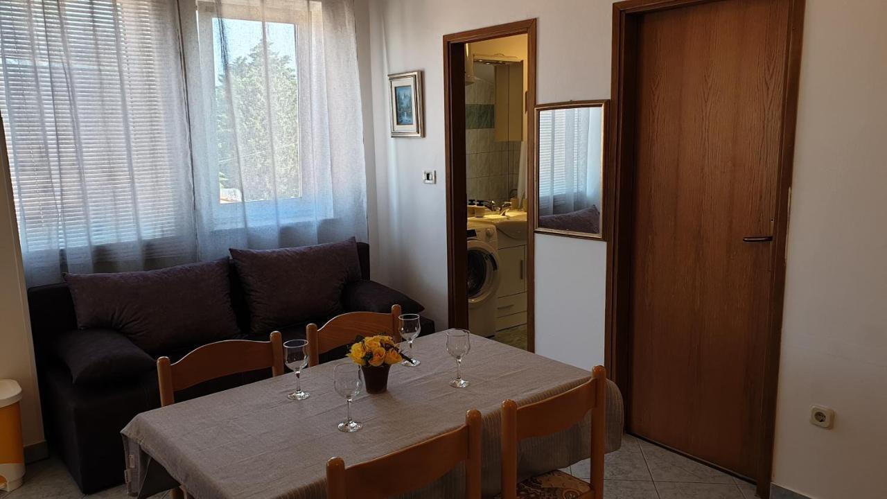Apartments Vitalia Premantura Buitenkant foto